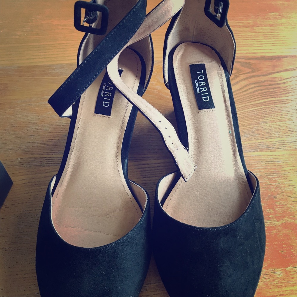 Torrid black wedges never worn!